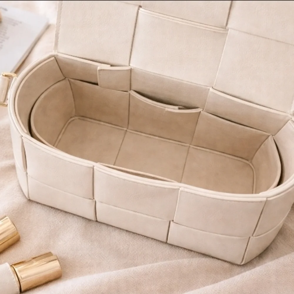 Bottega Style Woven Crossbody Bag Ivory Cream Small Minimalist - Picture 3 of 4